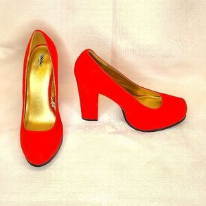 Massimo EUC orange red suede platform chunky heel pump shoe 8